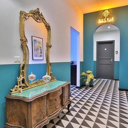 Отель Nuccia Urban Loft Неаполь Экстерьер фото